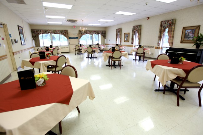 The Laurels of Bedford: Dining